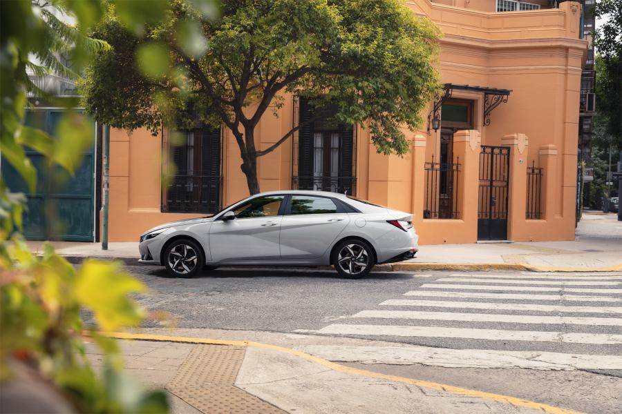  Hyundai Elantra (CN7) 2020 года  (NA) (фото 18 из 67)